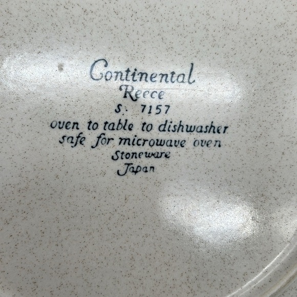 Dinner Plates - Continental Reece Stoneware Wheat Design - Japan (Set of 4) - Picture 7 of 9